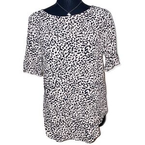 H&M ruffle sleeve leopard print blouse